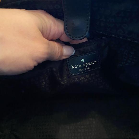 Kate Spade tote - Picture 3 of 9